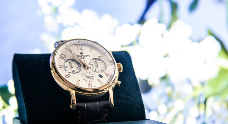 10 Useful Tips For Buying a Vintage Watch
