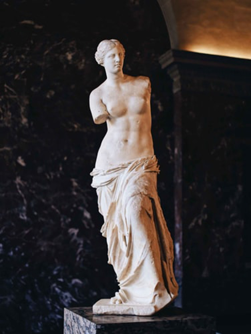 Top 7 Sculptures - Live Auctions - Venus de Milo